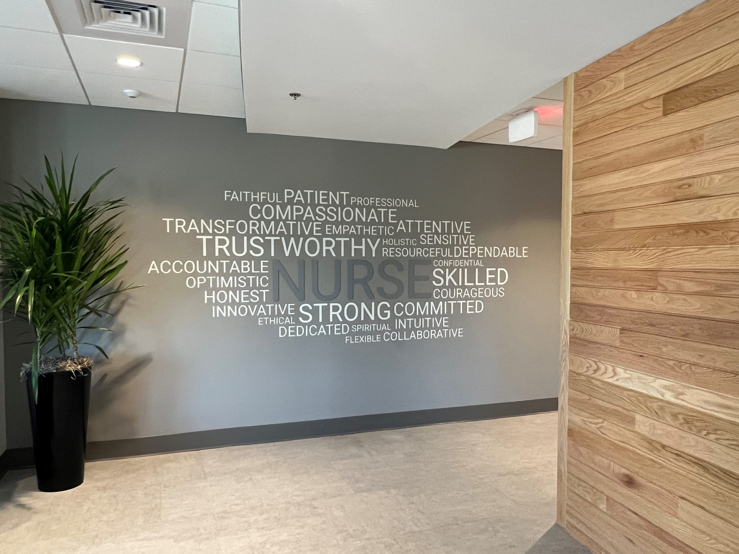 Nurse Lab Rivier wall Brandit