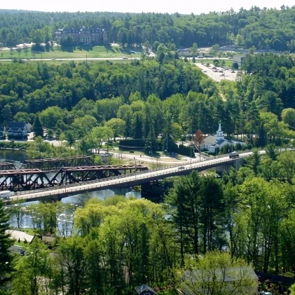 hooksett nh summer bridge